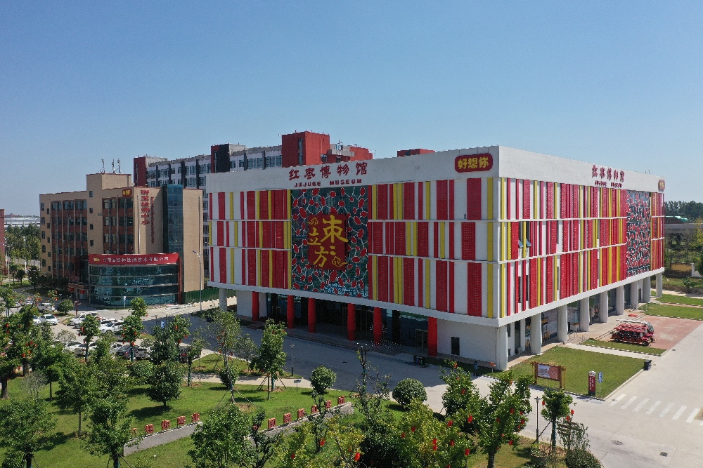 博物馆外部(1).jpg 博物馆外部(1).jpg